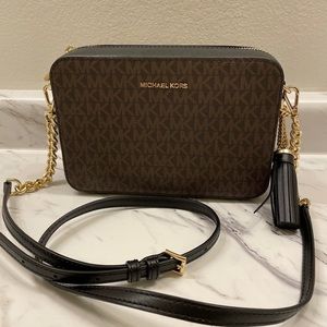 Michael Kors Logo Crossbody